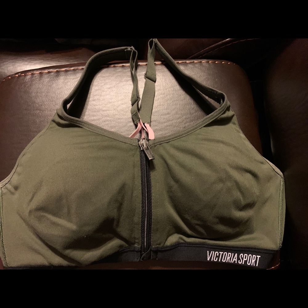Victoria’s Secret Sportsbra